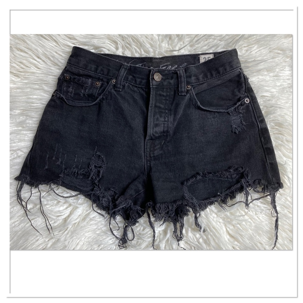 Free People We The Free Button Fly Distressed Cut Off Jean Shorts Black 25